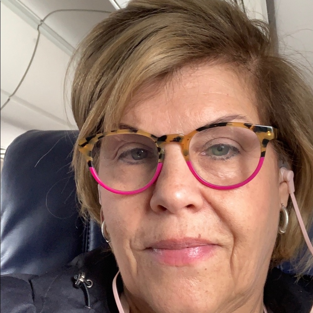 Meet your Posher, Amanda